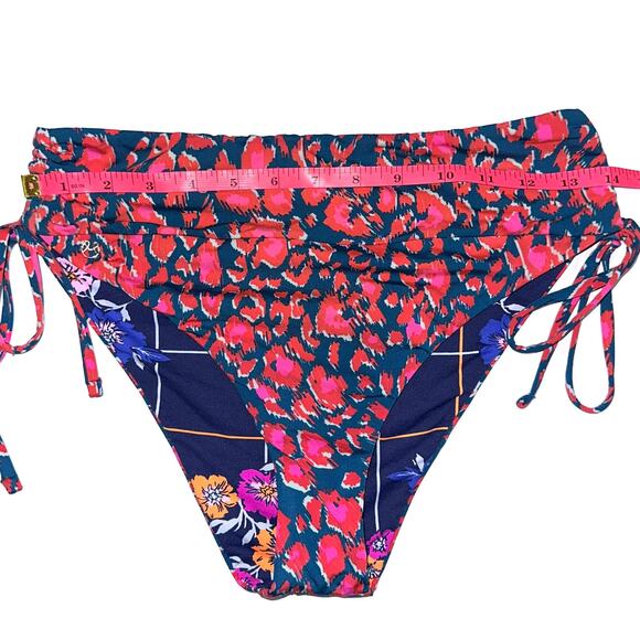 Maaji More Compassion Patricia Long Line Triangle Top + Bianca Bottom Size Large - Picture 13 of 16